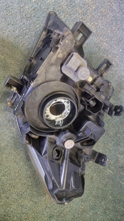 2010-2015 Nissan Navara Right Headlight (Used)