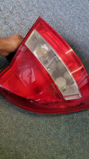 2004-2006 Holden Senator Clubsport R8 VZ HSV LHR Taillight 92160325 (Used)